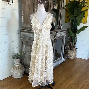 XSCAPE FLORAL APPLIQUE SLEEVELESS EVENING FORMAL DRESS 8 EXCELLENT